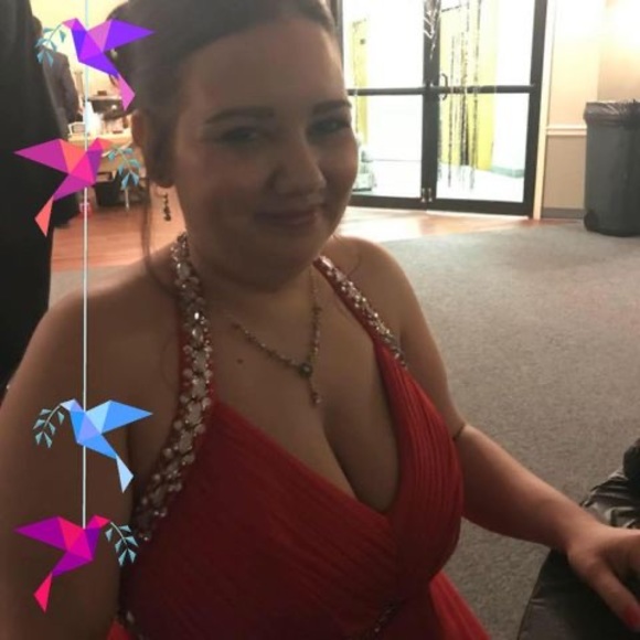 Meet your Posher, Tabitha - Picture 3 of 3